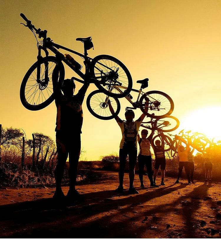 FINCC Digital programa mesa redonda sobre cicloturismo criativo