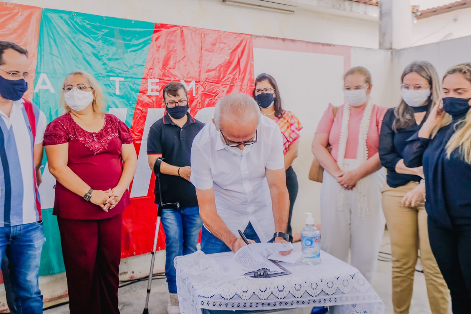 Prefeito autoriza obras e Escola Luiza Lima Lobo terá instalações recuperadas
