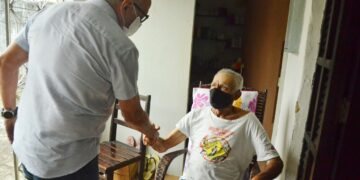 Cícero Lucena visita primeiros pacientes atendidos pelo Programa Opera João Pessoa