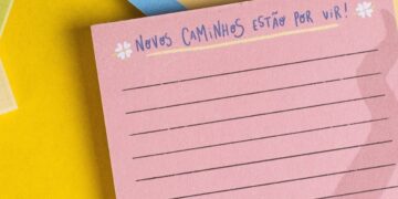 Inspirado em sua vivência no interior paraibano, desenhista Gutierre assina coleção de papelaria da ONG Milagre Sertão