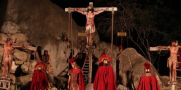 Paixão de Cristo de Nova Jerusalém é pura emoção na volta após dois anos sem espetáculo
