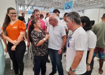 Cícero Lucena acompanha Feirão da Empregabilidade, iniciativa da Prefeitura para ampliar oferta de vagas e geração de renda na Capital
