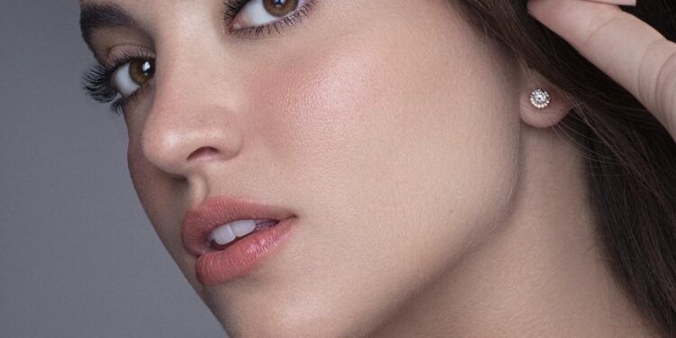 Máscara 4K Panoramic, de Make B., com efeito panorâmico: 1.000% + volume e ultradefinição