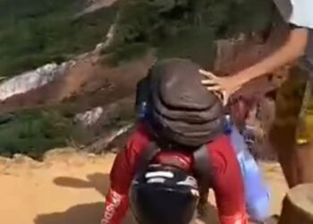 Turistas são vítimas de arrastão no mirante do ‘Dedo de Deus’, na cidade de Conde, no Litoral Sul