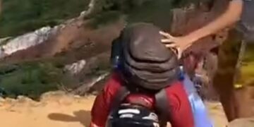 Turistas são vítimas de arrastão no mirante do ‘Dedo de Deus’, na cidade de Conde, no Litoral Sul