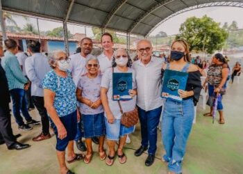 Prefeitura já entregou mais 1,2 mil títulos de propriedade de imóveis para moradores de João Pessoa