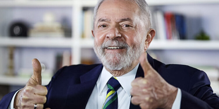 Lula diz ser contra o aborto, mas ressalta ‘supremacia’ da mulher