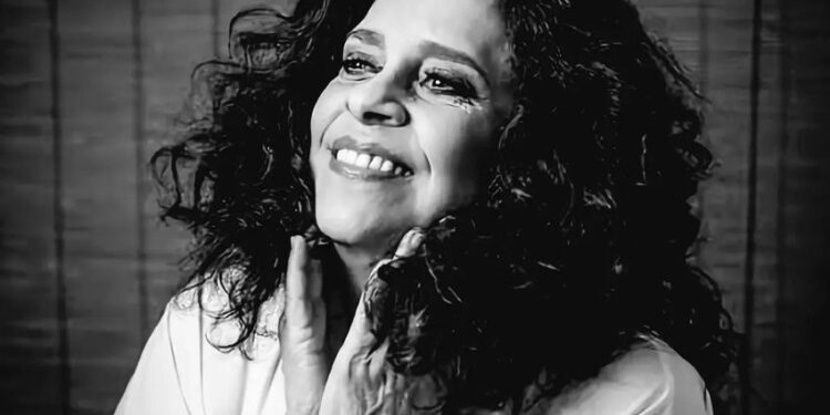 Morre Gal Costa, uma das maiores vozes da música brasileira, aos 77 anos