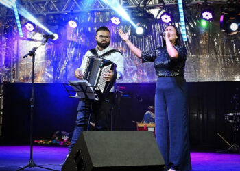 Primeiro final de semana do Natal Iluminado 2022 registra participação de 400 artistas e grande público