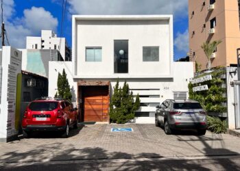 Referência em tratamentos odontológicos e reconhecida pelos serviços premium e de excelência, Odontogalerie completa nove anos