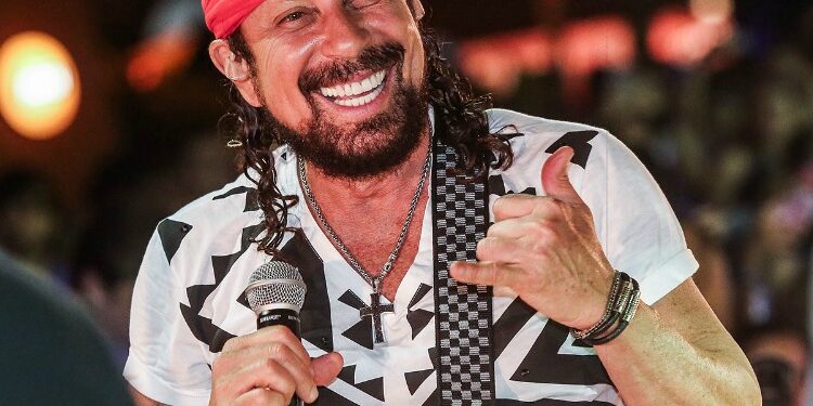 Bell Marques e Ramon Schnayder fazem show no aniversário de 66 anos de Cabedelo nesta segunda-feira (12)