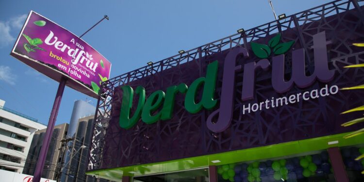 Verdfrut Tambaú reabre com sucesso de público e vendas