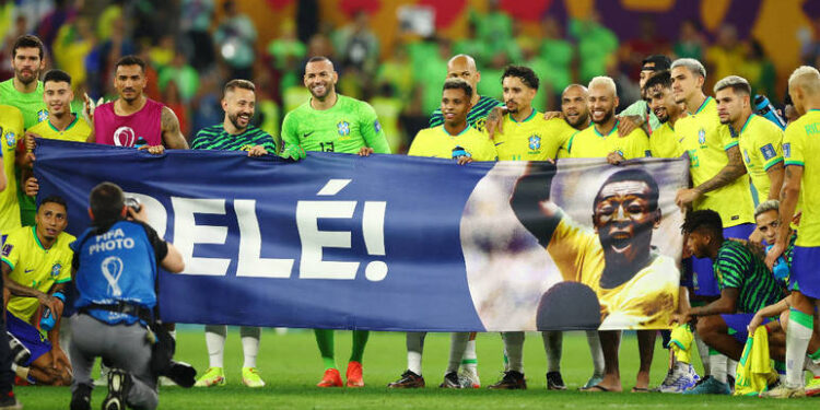 Seleção vai às quartas jogando 135 minutos a menos que veteranos da Croácia