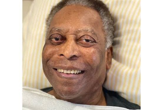 Pelé tem quadro estável e não apresenta piora de saúde nas últimas 24h, diz boletim médico