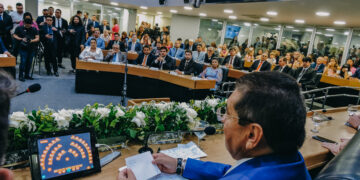 Posse dos deputados na Assembleia tem 11 parlamentares no 1º mandato