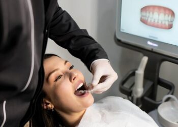 Autoestima e saúde bucal: conheça os benefícios do clareamento dental