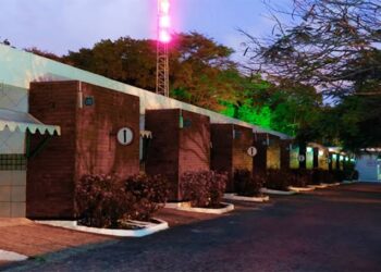 Mulher flagra traição do marido com o seu próprio irmão em motel de JP