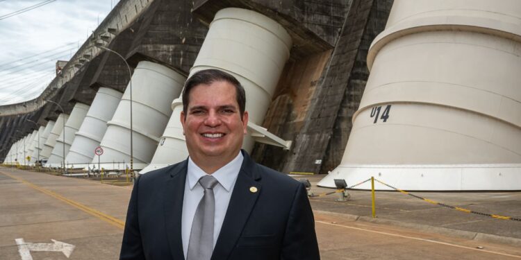 Diretor Financeiro da Itaipu Binacional, André Pepitone, vai se tornar cidadão pessoense/99