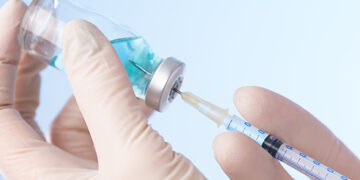 Cabedelo amplia imunização contra a Covid-19 com doses da vacina bivalente para gestantes e puérperas