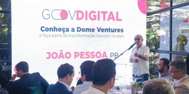 Cícero Lucena participa do GovDigital, que discute soluções tecnológicas para modernizar a gestão pública