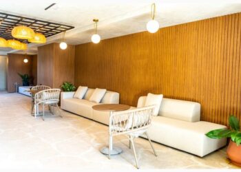 Empreendimento pé na areia na praia de Camboinha, em Cabedelo, atrai por aliar a proximidade da natureza com conceitos contemporâneos