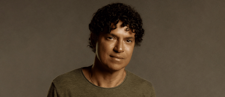 Com novo show, “Raça Menina”, Jorge Vercillo se apresenta em neste sábado