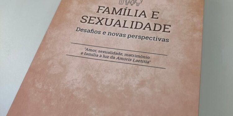 Padre Márcio José lança seu primeiro livro nesta sexta (25), em João Pessoa