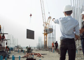 Dia Nacional do Técnico de Edificações: profissão tem alta empregabilidade no Brasil