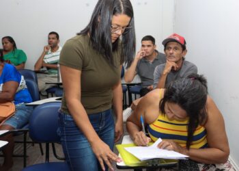 Prefeitura de Cabedelo promove treinamento para comerciantes da Praia do Miramar