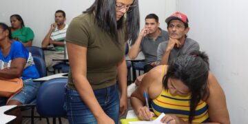 Prefeitura de Cabedelo promove treinamento para comerciantes da Praia do Miramar