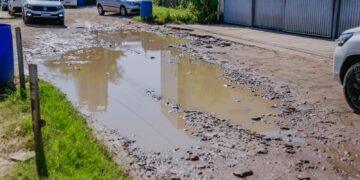 Prefeito autoriza pavimentação de 14 ruas no Bessa e Aeroclube, e acompanha andamento das obras de drenagem que vão beneficiar os dois bairros