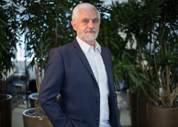 Luxo Decor Brasil: paisagismo de vanguarda na homenagem a Benedito Abbud