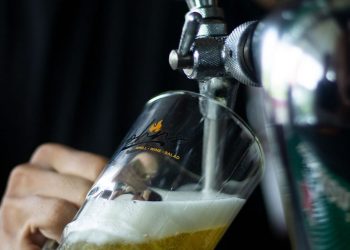 John’s traz drinks pela metade do preço e descontos nos petiscos no happy hour