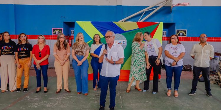 Cícero Lucena abre formação para 300 profissionais da Educação e projeta implantação de escolas integrais para toda rede de ensino