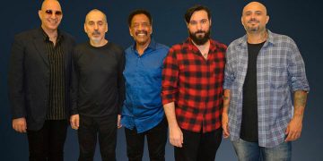 Temporada Projeto Seis e Meia: volta dia 05 de março com Renato e Seus Blue Caps no Teatro Paulo Pontes