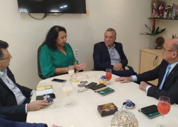 Defensoria Pública recebe visita do secretário de Estado da Fazenda, Marialvo Laureano