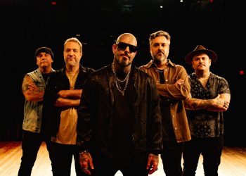 Detonautas apresenta show da turnê inédita Detonautas Tour 20 anos – Acústico no Festival João Rock