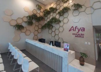 Afya lança programa de contratação e capacitação para pessoas com deficiência