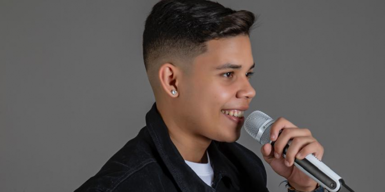 Jotinha: O novo fenômeno da música Brasileira