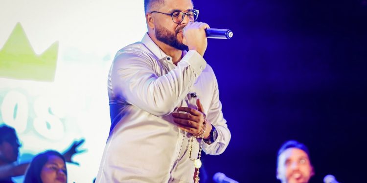 Louvores e orações marcam programação da Festa das Neves nesta terça-feira