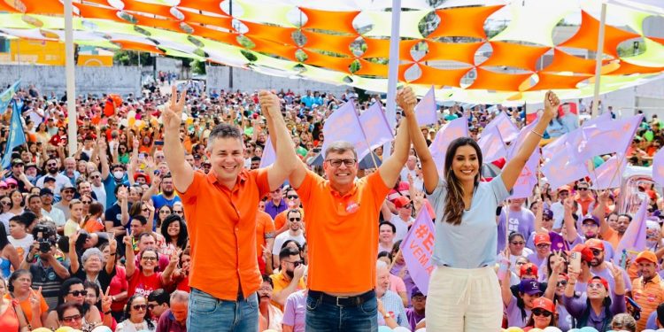 Avante referenda candidatura de André Coutinho e Camila Holanda à Prefeitura da cidade portuária
