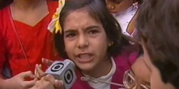 ‘Que Xou da Xuxa é esse?’: trecho de documentário das Paquitas viraliza com criança revoltada com o programa