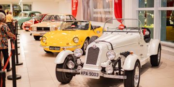 4ª Edição da Exposição de Carros Antigos na Ferreira Costa Clássicos automobilísticos em destaque no Home Center neste final de semana