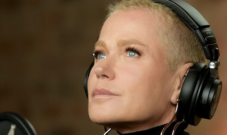Xuxa Meneghel resgata lembranças com o lançamento do álbum ‘Raridades X