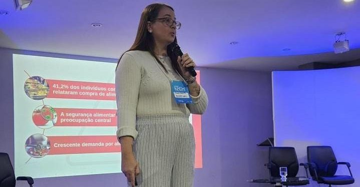 Nutricionista Alline Grisi é convidada pela Faculdade Facima, em Maceió, para ministrar aula sobre vigilância sanitária