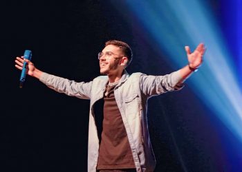 Mago da Fuleragem apresenta novo show de stand-up “Tô Entendendo Mais Nada!” em João Pessoa