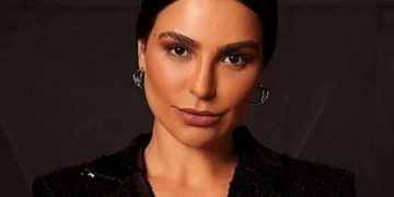 Cíntia Chagas apresenta a palestra “Oratória da Elegância” no Teatro Pedra do Reino