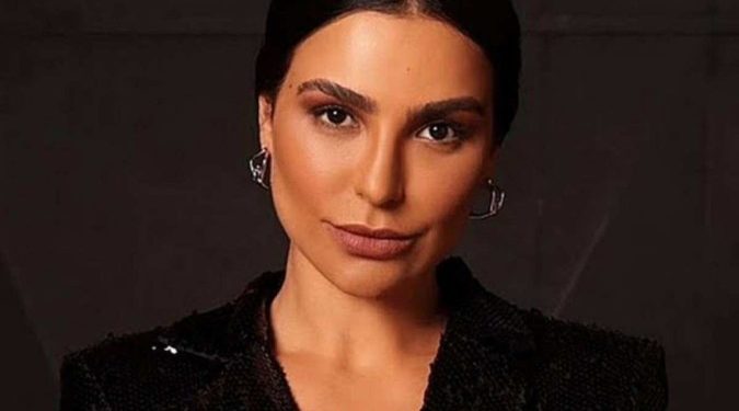 Cíntia Chagas apresenta a palestra “Oratória da Elegância” no Teatro Pedra do Reino