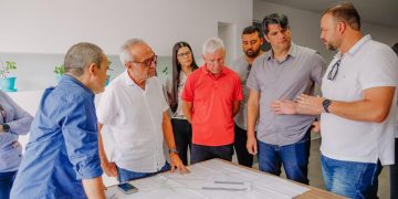 Após liberação da Justiça, prefeito reúne secretários para acelerar projeto de construção do Parque da Cidade