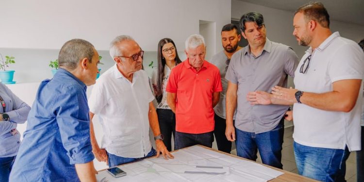 Após liberação da Justiça, prefeito reúne secretários para acelerar projeto de construção do Parque da Cidade